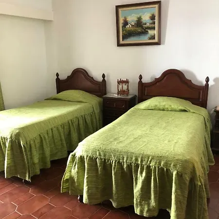 Olinda's Homestay *